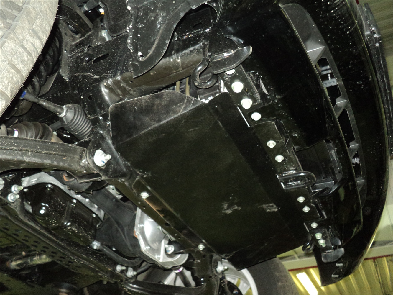 Алюминиевая защита радиатора АВС-Дизайн для Nissan Patrol (2010-н.в.)