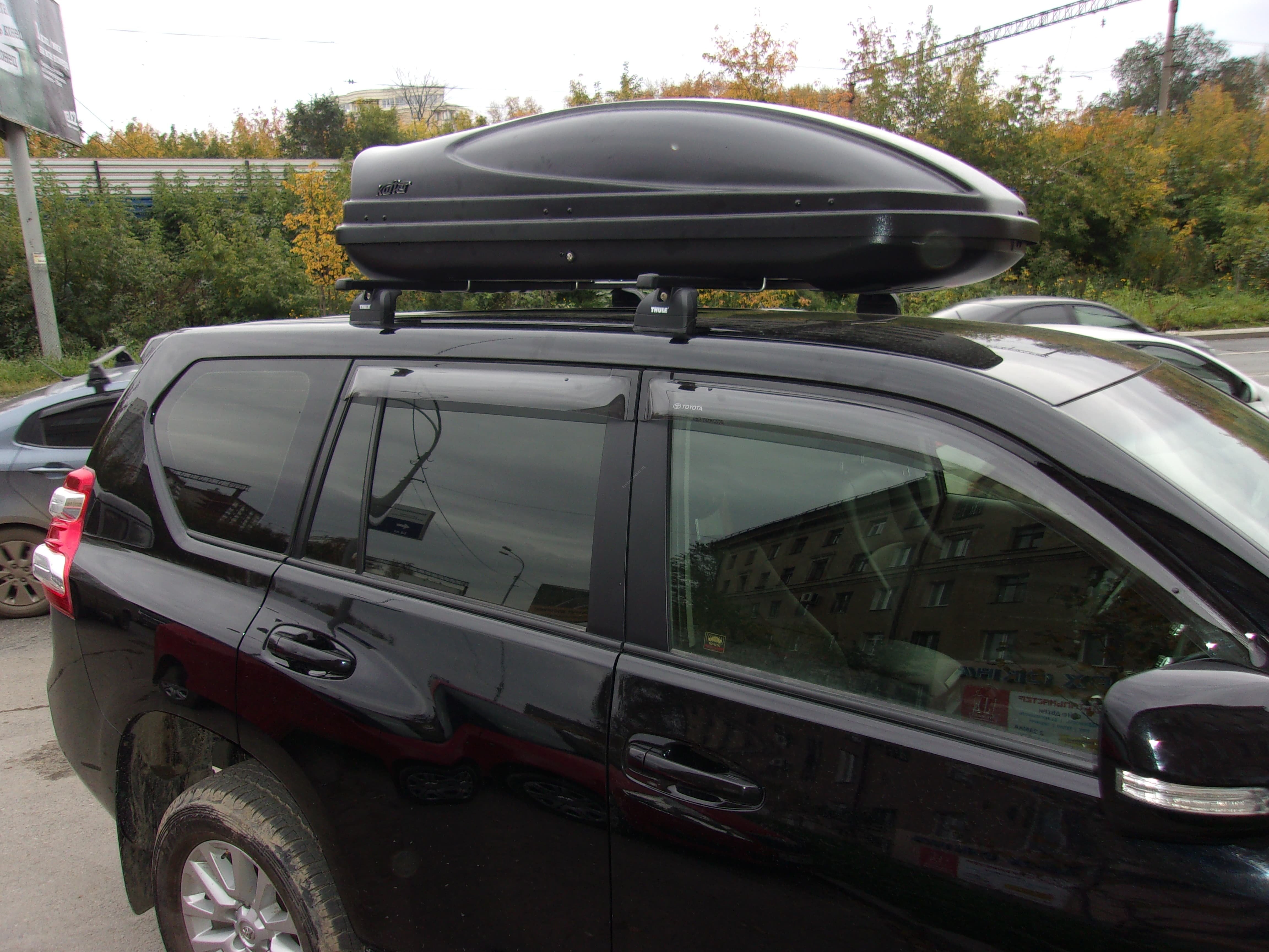 Багажник Thule SquareBar на стальных дугах для Toyota Land Cruiser Prado 150