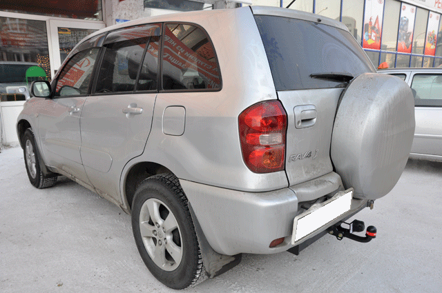 Фиксированный фаркоп Oris-Bosal для Toyota RAV 4 (2000-2006)