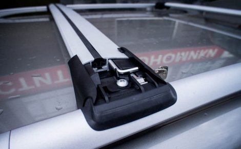 Багажник FICOPRO серебристый на аэродинамических дугах для Porsche Cayenne (2002-2010)