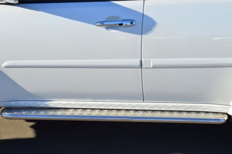 Пороги труба D42 с листом "RUSSTAL" для Mitsubishi Pajero Sport