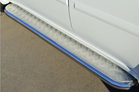 Пороги труба D63 с листом "RUSSTAL" для Mitsubishi Pajero Sport