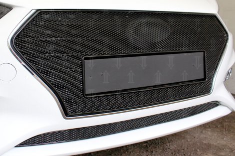 Защитная сетка радиатора ProtectGrille Premium верхняя для Hyundai Solaris (2017-н.в. Черная без логотипа)