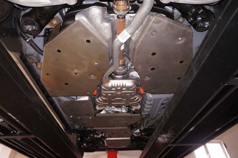 Алюминиевая защита топливных баков АВС-Дизайн для Jeep Grand Cherokee (2013-н.в.)
