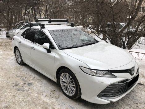 Багажник Thule WingBar Evo на аэродинамических дугах для Toyota Camry (2018-н.в.)