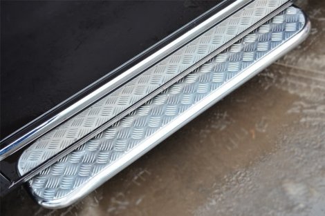Пороги Russtal - труба 42 мм с площадкой из алюминия для Volkswagen Multivan