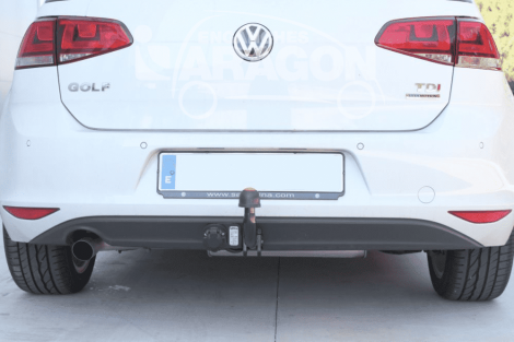 Фиксированный фаркоп Aragon для Volkswagen Golf VII