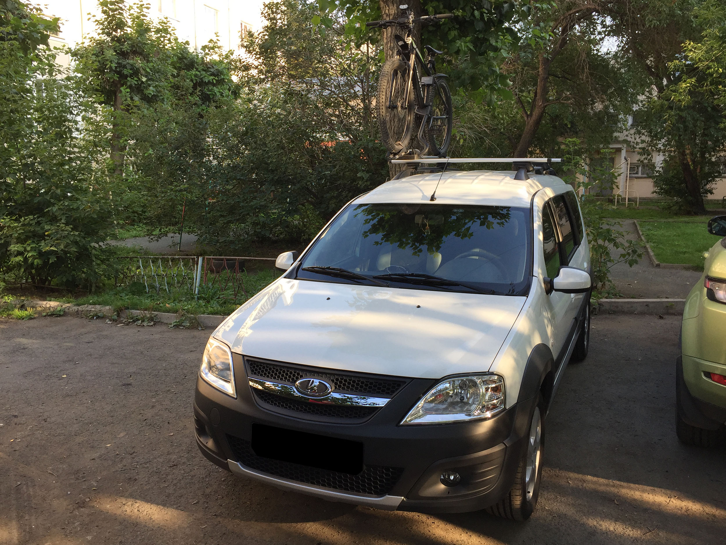 Экспедиционные багажники Lada Largus заказать по доступной цене с доставкой по России