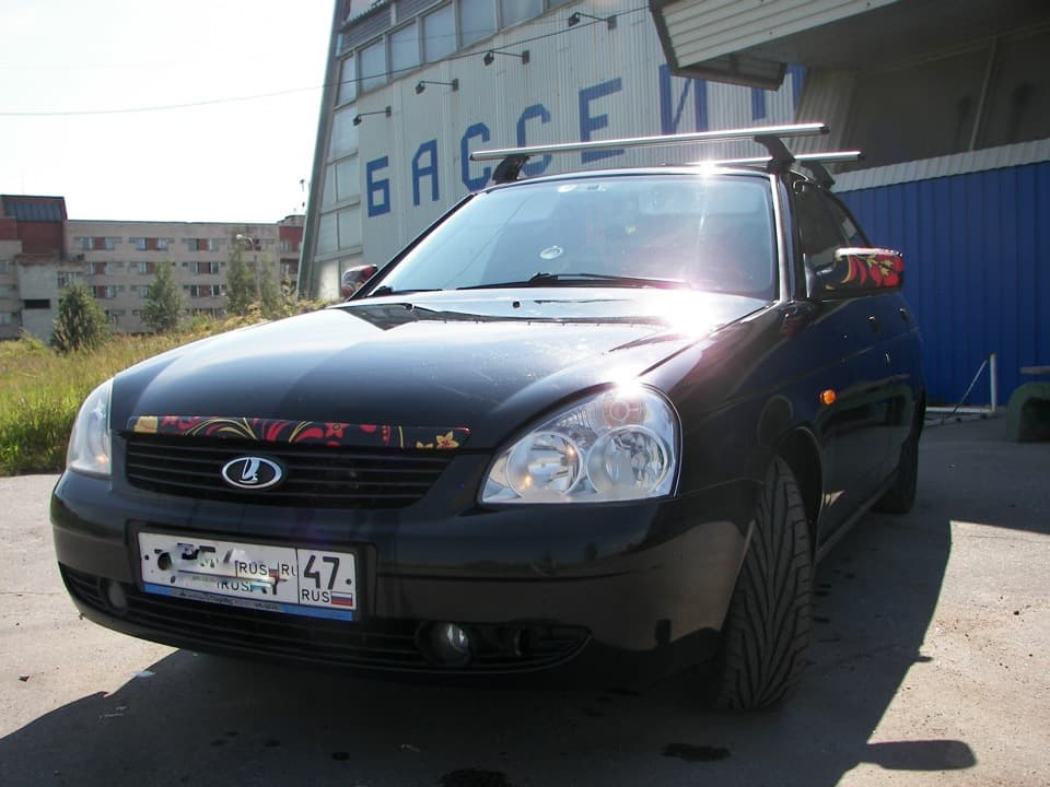 Багажник LUX на аэродинамических дугах для Lada Priora седан (2007-2018)