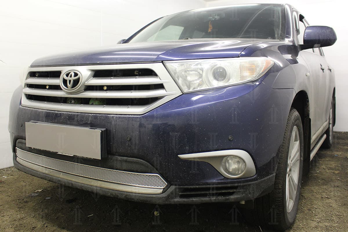 Решетка радиатора ProtectGrille Premium для Toyota Highlander (2010-2013 Хром)