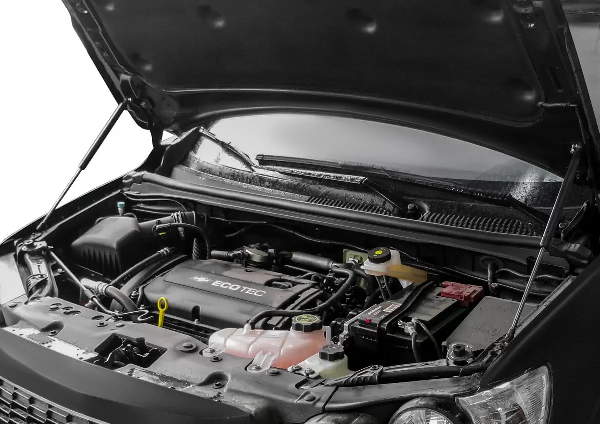 Газовые упоры (амортизаторы) капота АвтоУпор UCHAVE011 для Chevrolet Aveo (2011-2015)