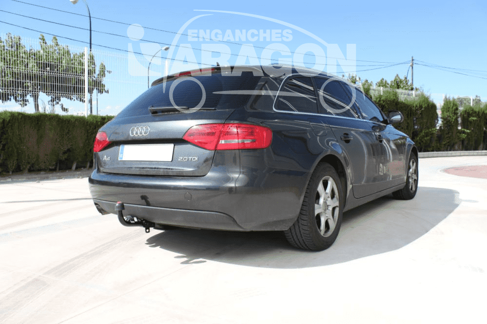 Фиксированный фаркоп Aragon для Audi A4 Avant (2007-2015)