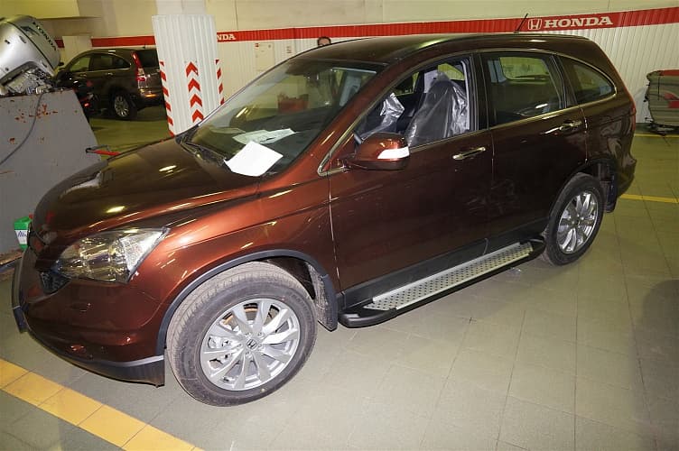 Пороги алюминиевые (Sapphire Silver) для Honda CR-V (2009-2012)
