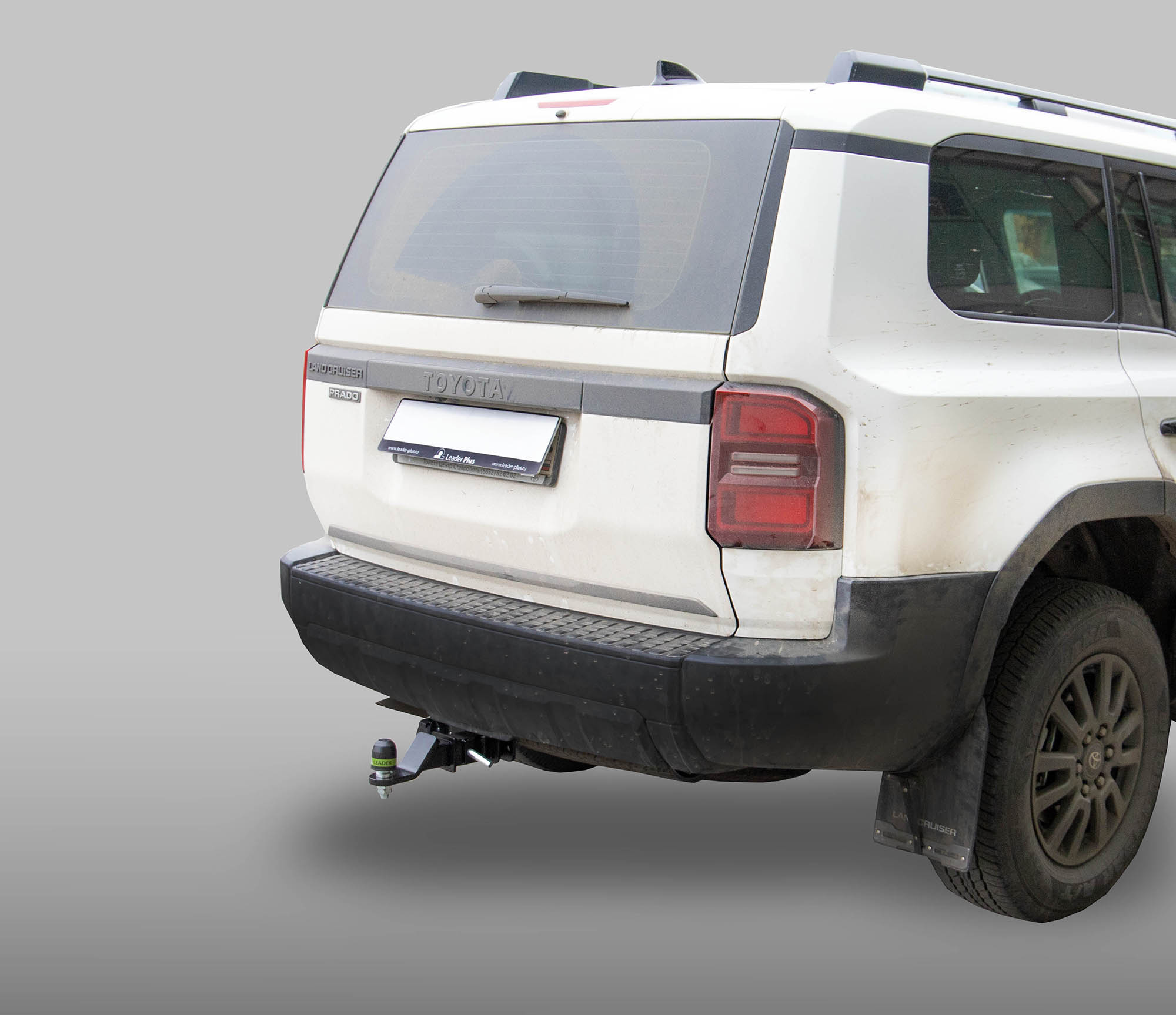 Фиксированный фаркоп Leader Plus T126-E для Toyota Land Cruiser Prado 250