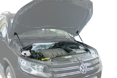 Газовые упоры (амортизаторы) капота АвтоУпор для Volkswagen Tiguan (2011-2016)