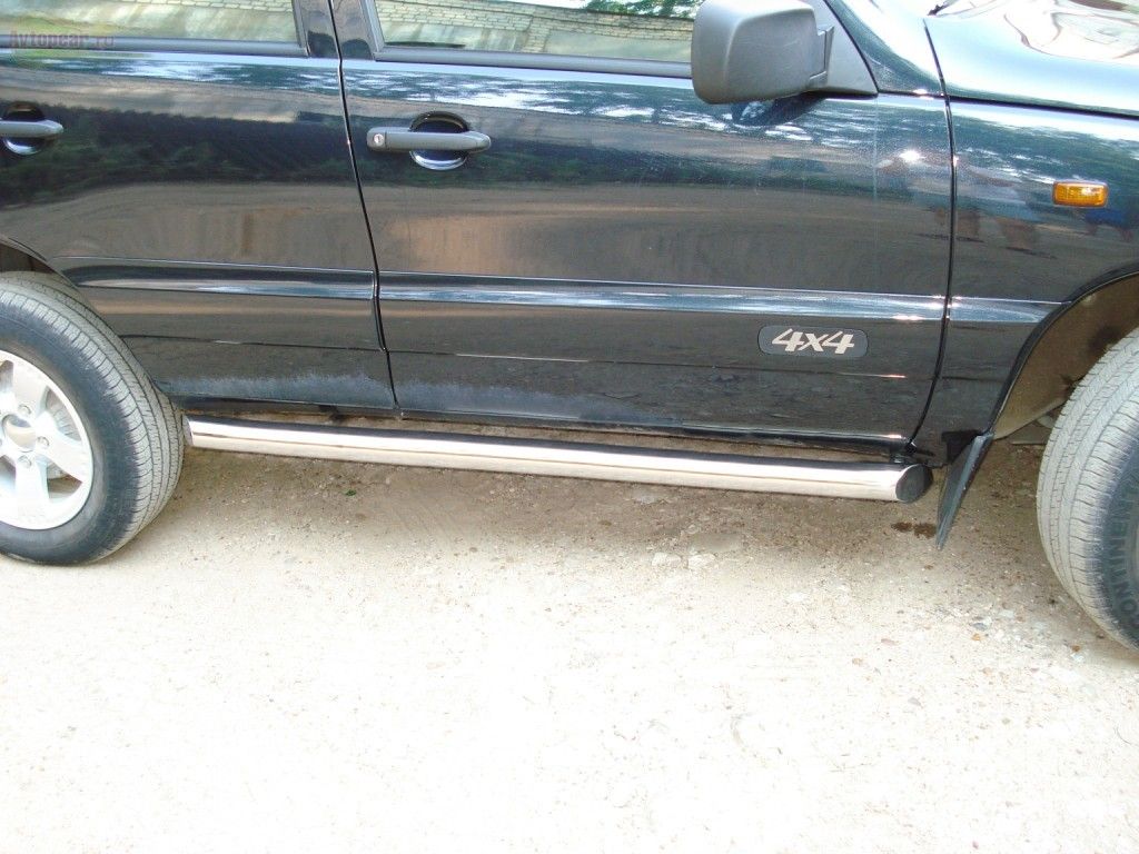 Пороги Russtal стальная труба для Chevrolet Niva (2002-2009)