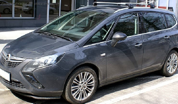 Багажник Thule WingBar Edge на интегрированных дугах для Opel Zafira Tourer