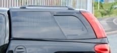 Стальной кунг Sammitr D40 SUV PLUS V4 с дополнительным стопом и стеклоочистителем, черный металлик для Nissan Navara