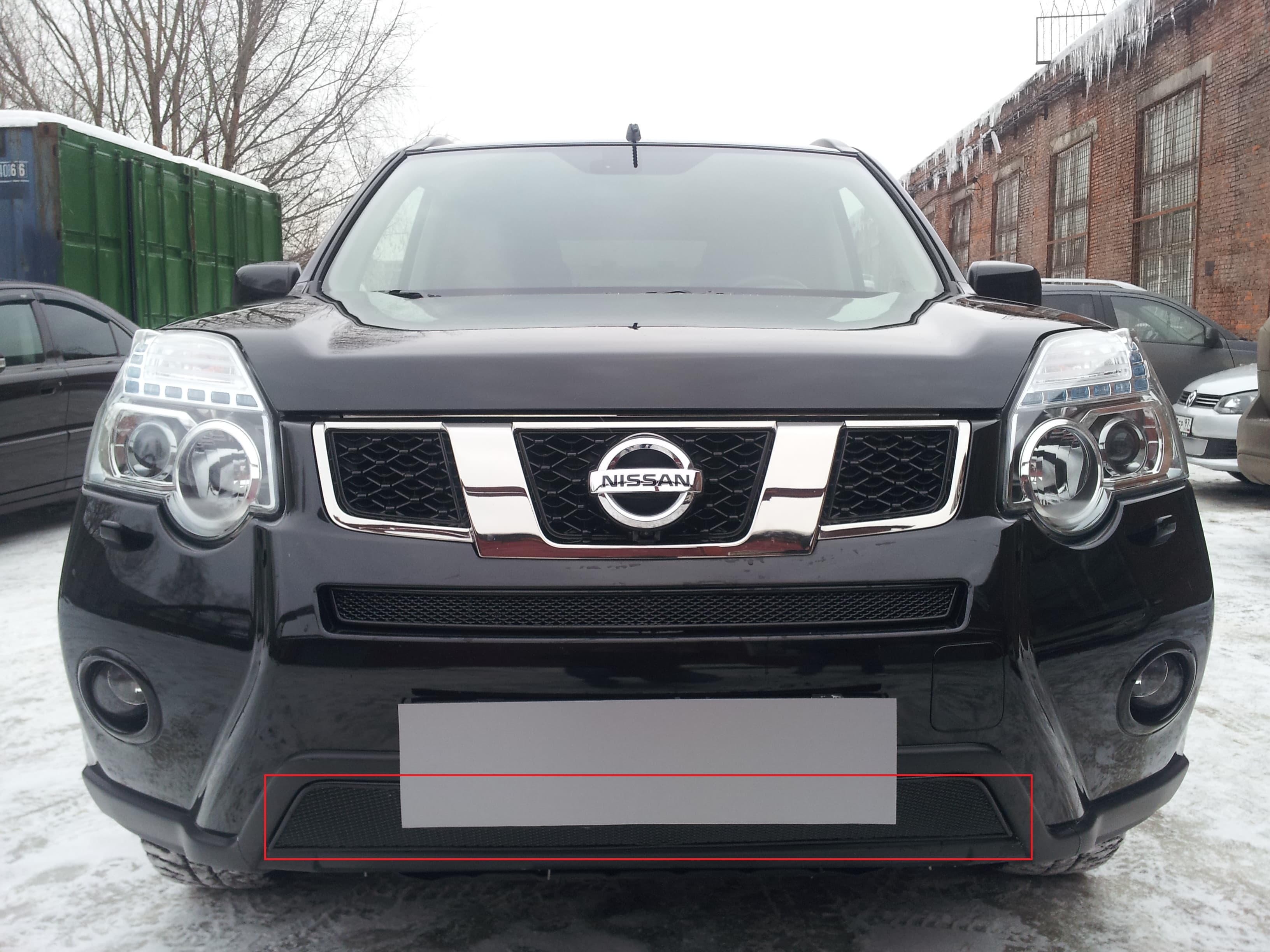 Защитная сетка радиатора ProtectGrille Premium нижняя для Nissan X-Trail (2011-2014 Черная)