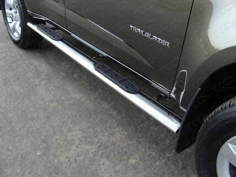 Пороги стальная труба для Chevrolet TrailBlazer (2012-н.в.)
