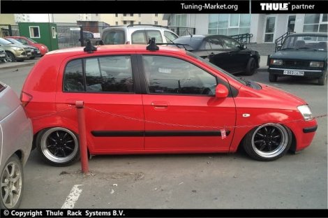 Багажник Thule SquareBar на стальных дугах для Hyundai Getz 5-дв хетчбэк (2002-2011)