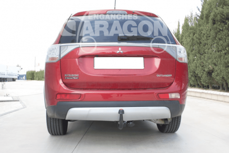 Съемный фаркоп Aragon для Mitsubishi Outlander (2012-2017)
