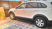 Пороги алюминиевые (Sapphire Black) для Chevrolet Captiva (2006-2011)