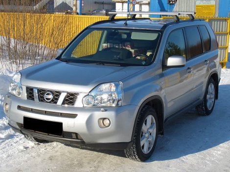 Багажник LUX на аэродинамических дугах для Nissan X-Trail (2007-2012)