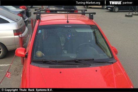 Багажник Thule SquareBar на стальных дугах для Hyundai Getz 5-дв хетчбэк (2002-2011)