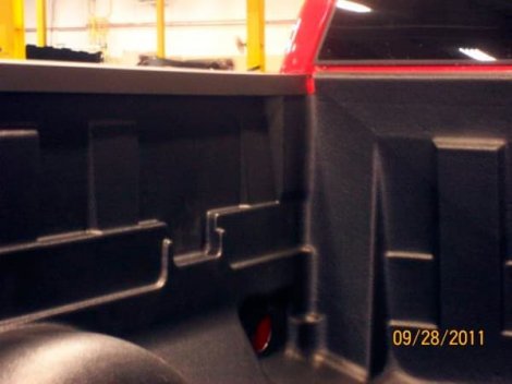 Вставка (вкладыш) в кузов Ruggedliner, под борт для Ford F-150. (Длина грузовой платформы 6,5ft (~198,12см))