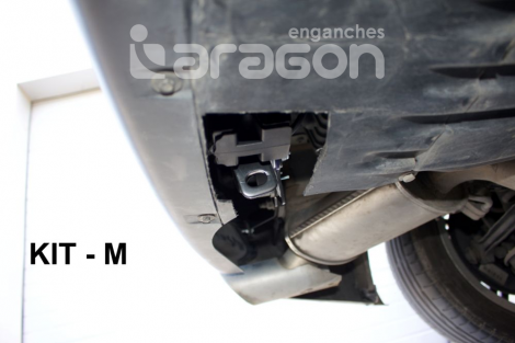 Съемный фаркоп Aragon для BMW 1-Series (2004-2011)