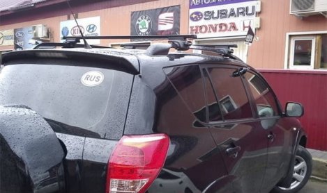 Багажник Thule SquareBar Evo на стальных дугах для Toyota RAV 4 (2005-2012)