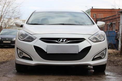 Защитная сетка радиатора ProtectGrille для Hyundai i40 (2012-2015 Черная)