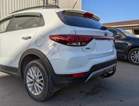 Фиксированный фаркоп Oris 6760-AX для Kia Rio X-line