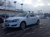 Багажник LUX на аэродинамических дугах для Opel Astra седан (2004-2009)