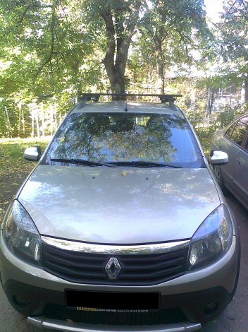 Багажник Thule SquareBar Evo на стальных дугах для Renault Sandero Stepway