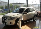Пороги алюминиевые (Alyans) для Volkswagen Tiguan