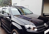 Пороги алюминиевые (Sapphire Black) для Volkswagen Amarok
