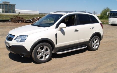 Пороги алюминиевые (Alyans) для Opel Antara