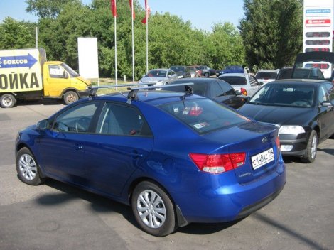 Багажник LUX на аэродинамических дугах для Kia Cerato седан (2009-2013)