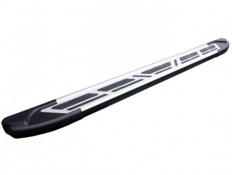 Пороги алюминиевые (Corund Silver) для Chevrolet TrailBlazer (2012-н.в.)