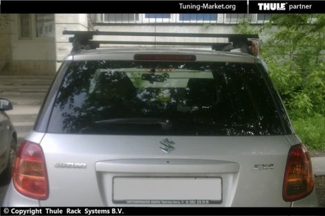 Багажник Thule SquareBar Evo на стальных дугах для Suzuki SX4