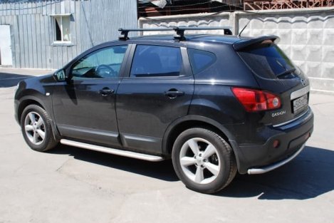 Багажник LUX на аэродинамических дугах для Nissan Qashqai (2006-2013)