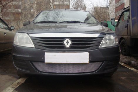 Защитная сетка радиатора ProtectGrille для Renault Logan (2010-2014 Хром)