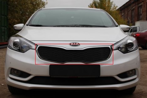 Защитная сетка радиатора ProtectGrille верхняя для KIA Cerato (2013-2015 Черная)