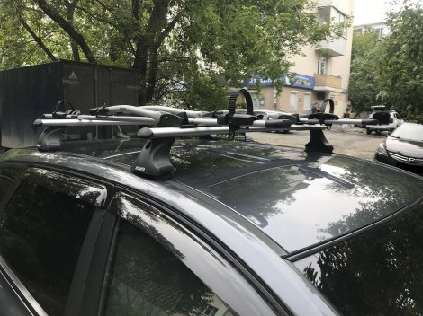 Багажник Атлант на аэродинамических дугах для Kia Ceed 5-дв хетчбэк (2006-2012)