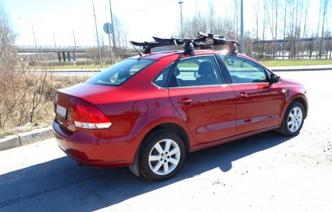 Багажник MontBlanc на прямоугольных дугах для Volkswagen Polo седан (2010-2015)