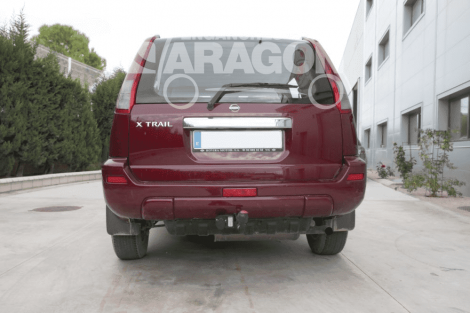 Фиксированный фаркоп Aragon для Nissan X-Trail (2001-2007)