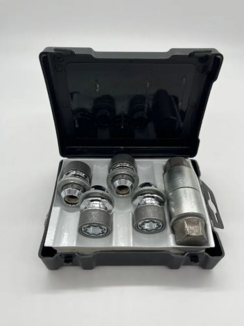 Секретки для оригинальных дисков Farad Starlock EN383CCR/2 с 2мя ключами для Infiniti JX