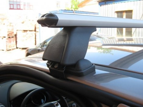 Багажник LUX на аэродинамических дугах для Nissan Qashqai (2006-2013)